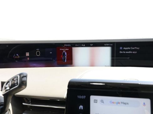 Used 2024 Lincoln Nautilus Premier w/ Equipment Group 102A image 14