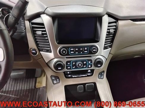 Used 2017 GMC Yukon XL SLT w/ Open Road Package image 12