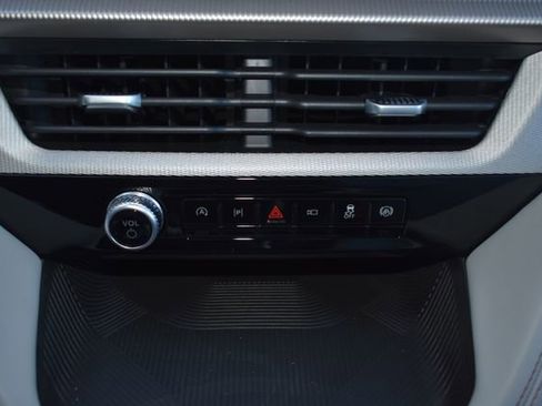 New 2026 Ford Explorer Active w/ Active Comfort Package image 28