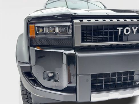 Used 2024 Toyota Land Cruiser image 4