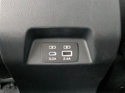 Used 2025 Subaru Crosstrek 2.5i Premium AWD/4WD image 15