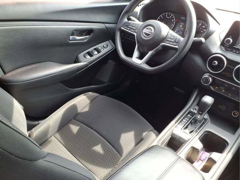 Used 2023 Nissan Sentra S FWD image 9