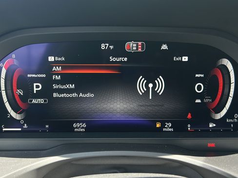 Used 2026 Nissan Rogue Platinum w/ Platinum Premium Package AWD/4WD image 29