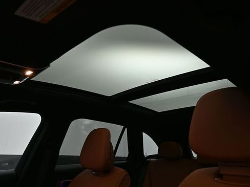 New 2026 Mercedes-Benz GLC 300 image 2