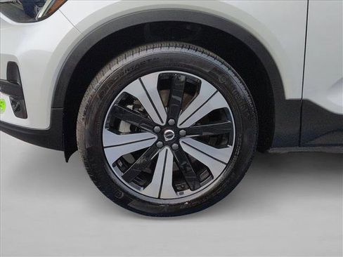 Certified 2023 Volvo C40 Recharge Core image 24