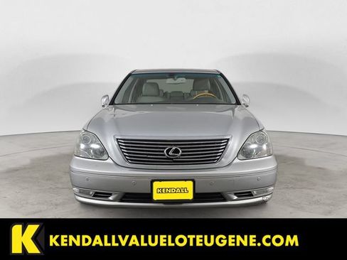 Used 2005 Lexus LS 430 RWD image 2