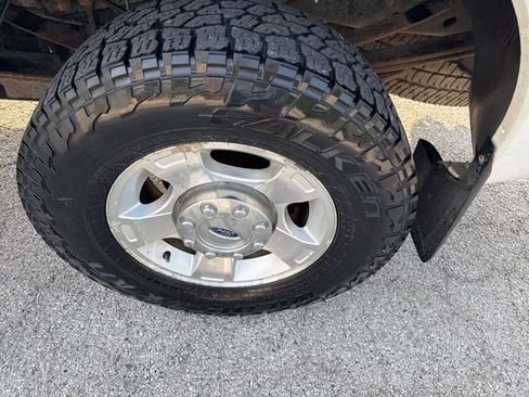 Used 2011 Ford F250 XLT w/ XLT Appearance Pkg AWD/4WD image 27