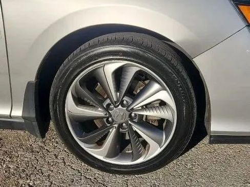Used 2018 Honda Clarity Touring image 21
