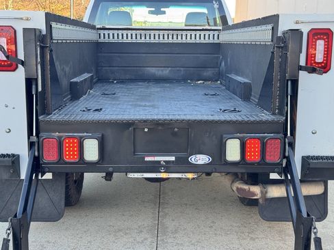 Used 2020 Chevrolet Silverado 3500 W/T w/ WT Fleet Convenience Package image 26