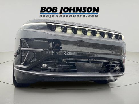 Used 2025 Jeep Wagoneer S Limited image 8