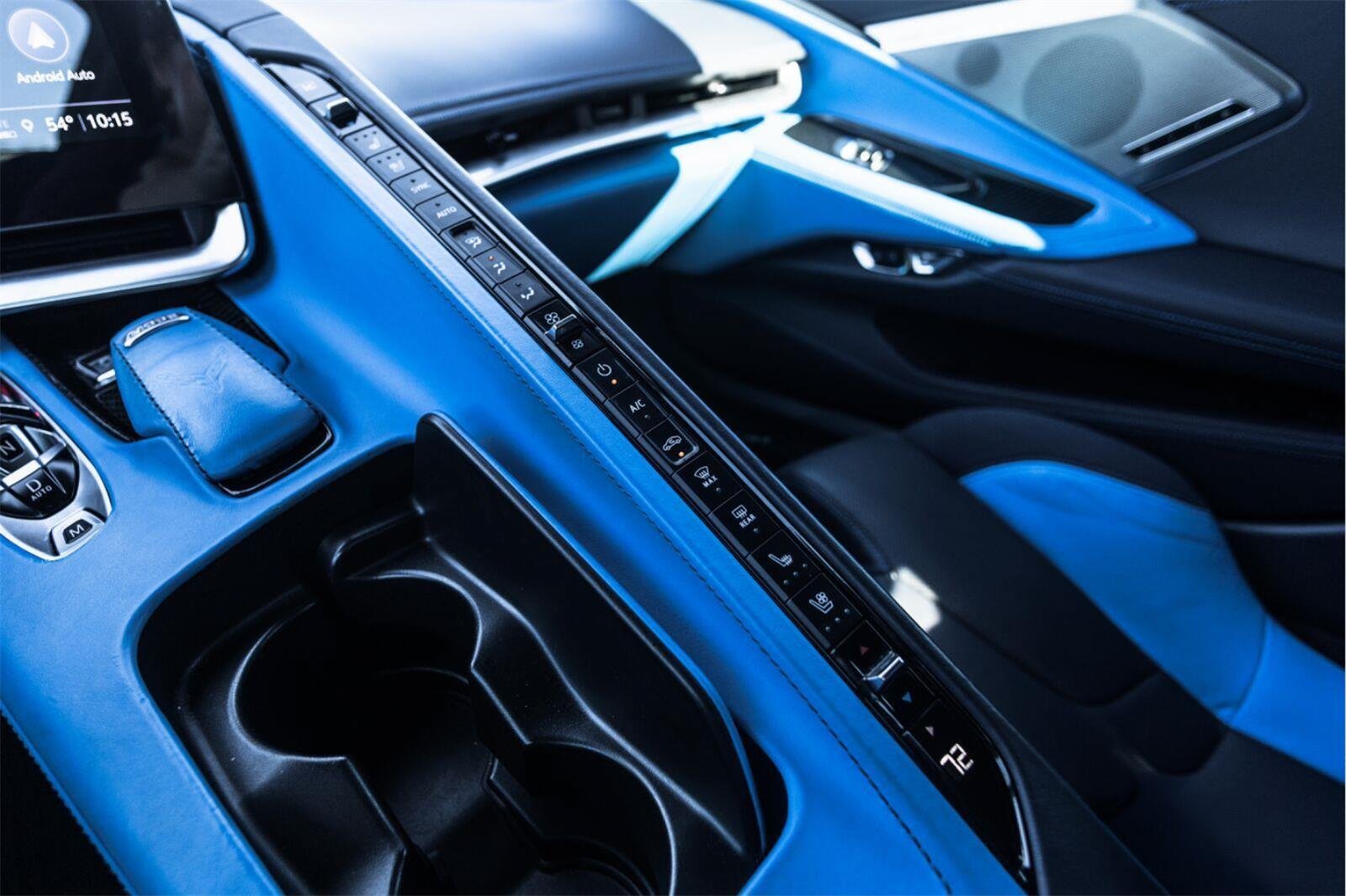 Used 2023 Chevrolet Corvette Stingray Premium Cpe w/ Z51 Performance Package RWD image 19