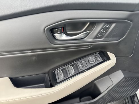 New 2026 Honda Accord Touring image 7