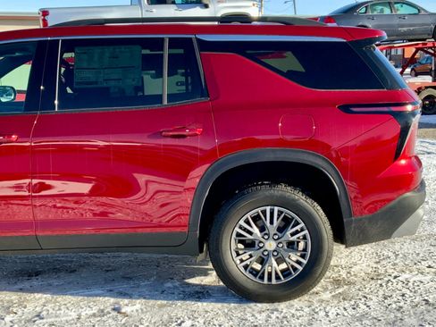 New 2026 Chevrolet Traverse LT w/ LPO, Floor Liner Package image 12