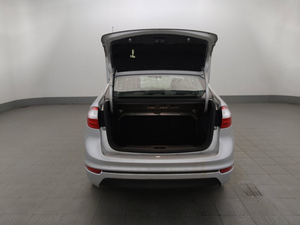 Used 2016 Ford Fiesta S FWD image 29
