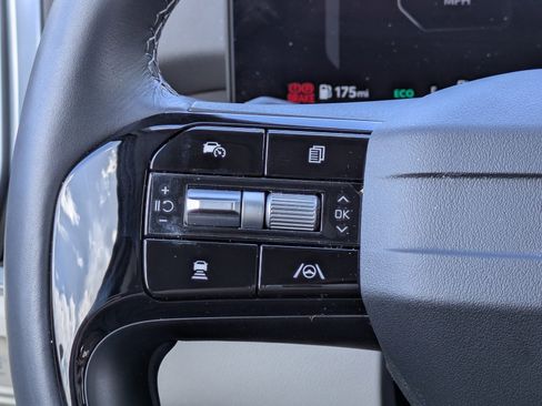 Certified 2026 Kia Sorento SX FWD image 22