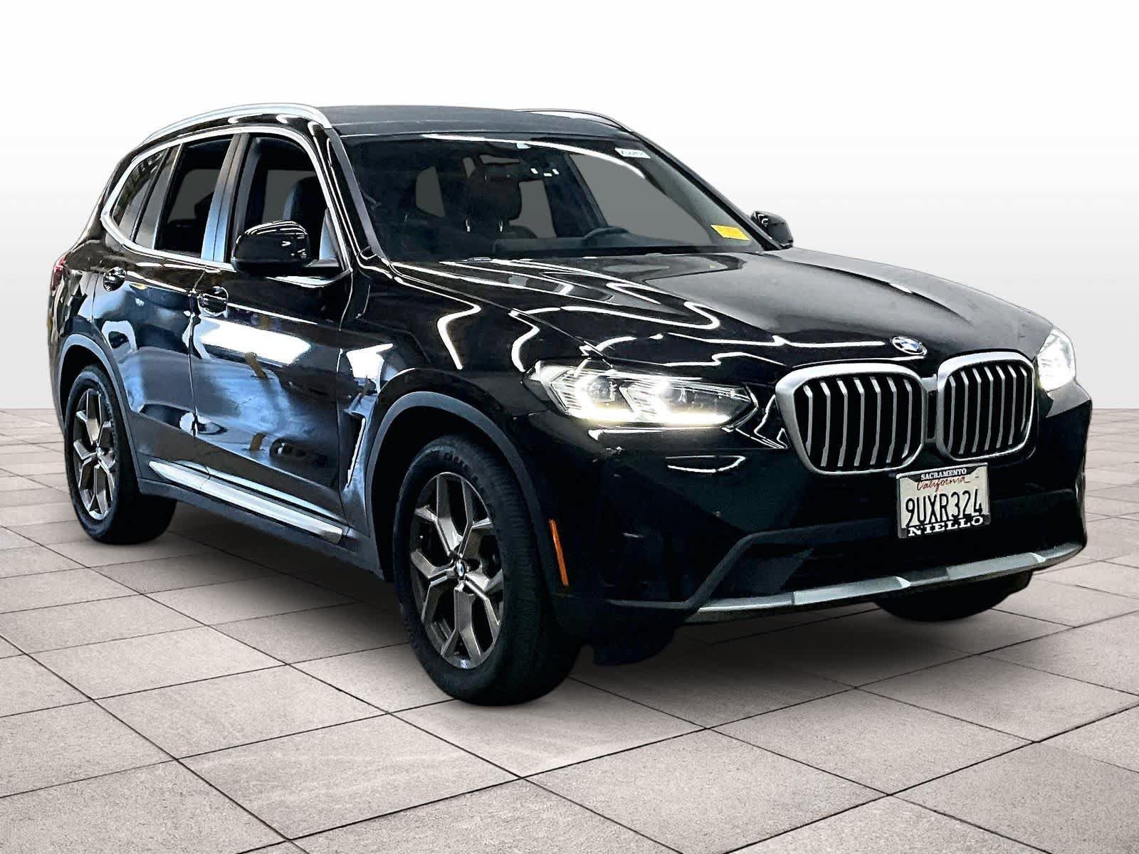 Used 2022 BMW X3 sDrive30i AWD/4WD image 2