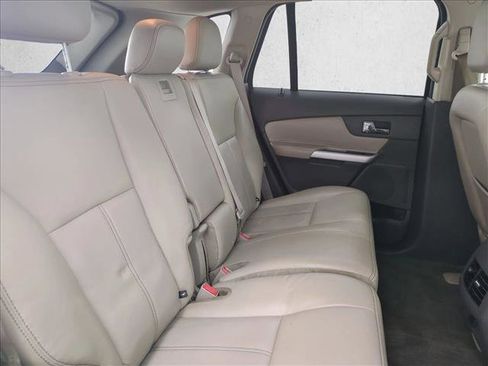 Used 2013 Ford Edge SEL FWD image 20