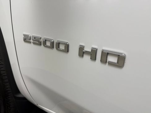Used 2024 Chevrolet Silverado 2500 LTZ image 12