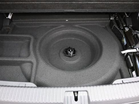 New 2026 Volkswagen Atlas SE image 14