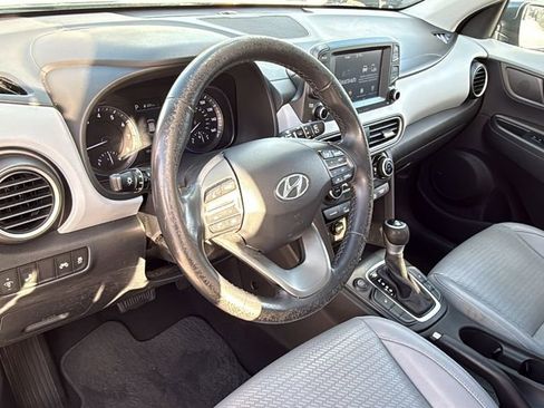 Used 2020 Hyundai Kona Limited FWD image 24