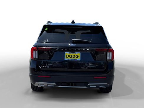 New 2026 Ford Explorer Active image 4