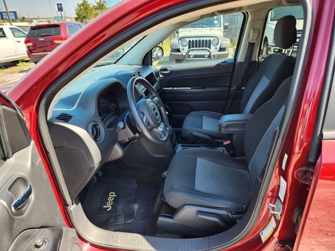 Used 2013 Jeep Compass Latitude image 15