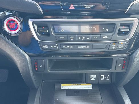 Certified 2023 Honda Ridgeline Black Edition image 33