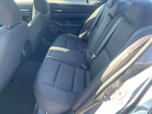 Used 2022 Nissan Altima 2.5 SV image 6