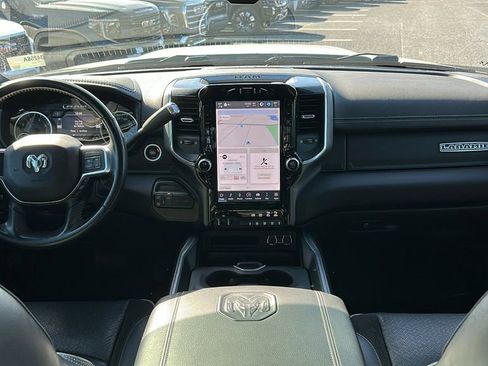 Used 2022 RAM 3500 Laramie image 10