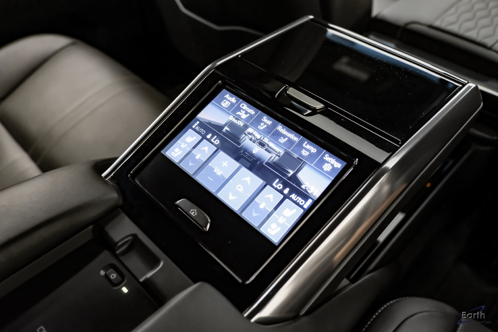 Used 2023 Lexus LX 600 4WD w/ Accessory Package (Z1) image 84