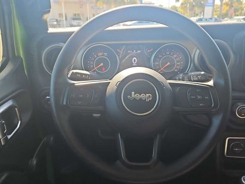Used 2020 Jeep Wrangler Sport image 11