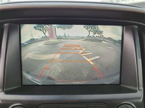 Used 2016 Chevrolet Colorado Z71 image 29