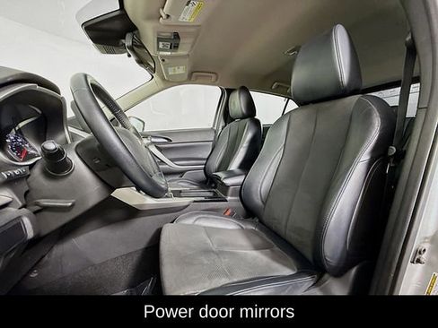 Used 2022 Mitsubishi Eclipse Cross SE image 10