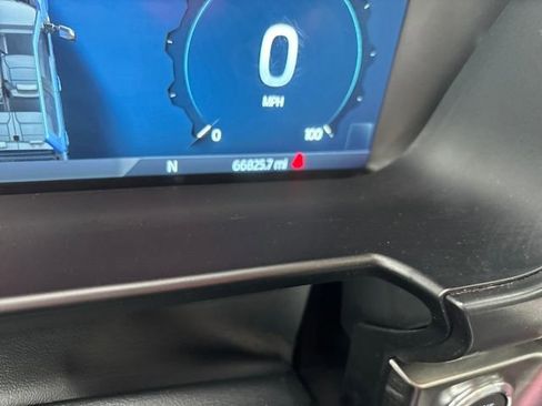 Certified 2024 Ford F250 Lariat w/ Lariat Ultimate Package image 16