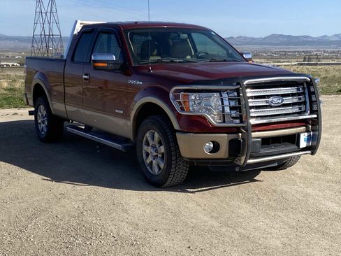 Used 2014 Ford F150 Lariat w/ Lariat Chrome Package image 11