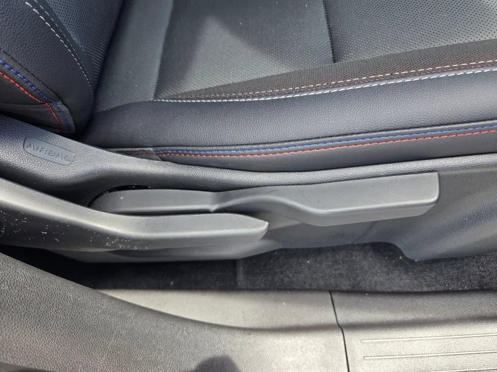 Used 2024 Chevrolet Equinox EV RS w/ LPO, Trailering Package FWD image 17