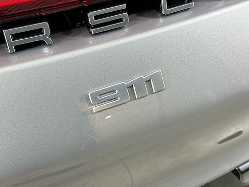 Used 2024 Porsche 911 Carrera image 31