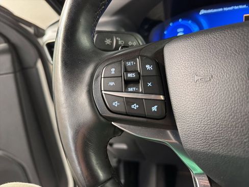Certified 2020 Ford Explorer Platinum w/ Premium Technology Package AWD/4WD image 18
