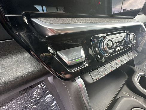 Used 2022 GMC Sierra 1500 Denali image 16