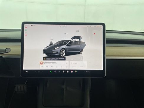 Used 2022 Tesla Model 3 Long Range image 15