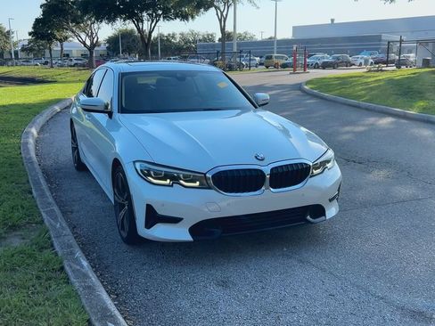 Used 2019 BMW 330i xDrive Sedan AWD/4WD image 3