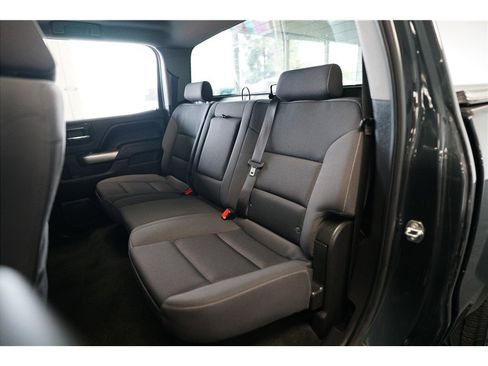 Used 2018 Chevrolet Silverado 1500 LT w/ LT Eassist Package image 12