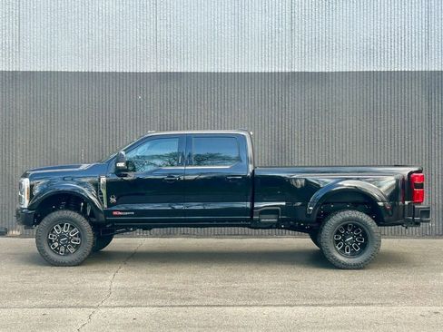 New 2026 Ford F350 Lariat w/ Lariat Premium Package image 3