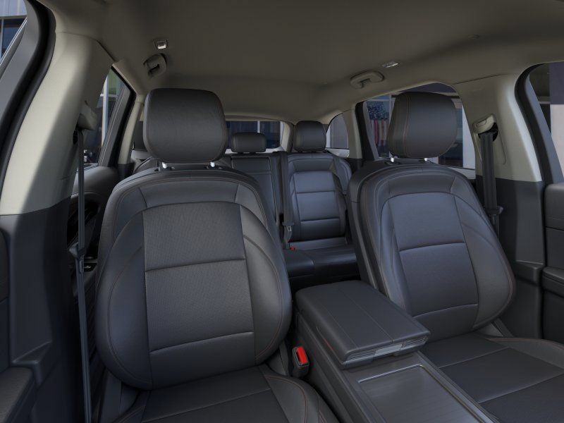 New 2026 Lincoln Nautilus Premier AWD/4WD image 10