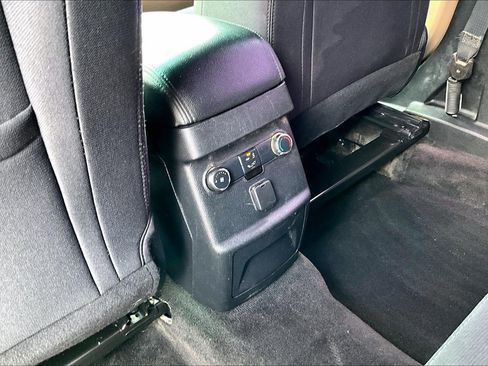 Used 2017 Ford Explorer 4WD image 22