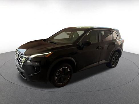 Used 2025 Nissan Rogue SV FWD image 8