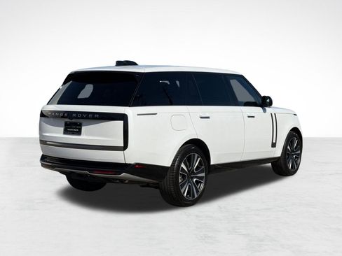 New 2026 Land Rover Range Rover Long Wheelbase SE AWD/4WD image 9