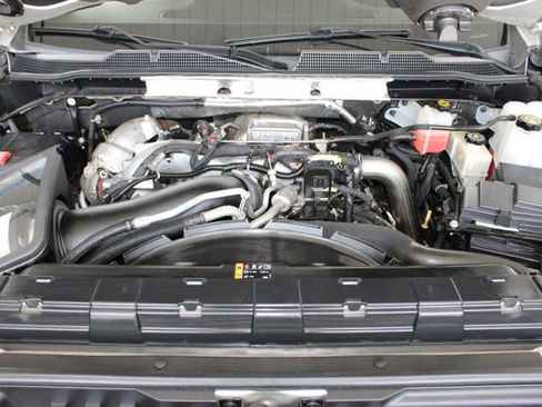Used 2020 Chevrolet Silverado 2500 High Country w/ Z71 Off-Road Package AWD/4WD image 31