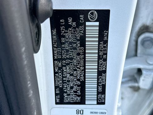 Used 2024 Lexus ES 350 w/ Premium Package FWD image 26