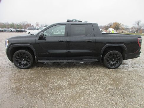 New 2026 GMC Sierra EV Elevation image 8